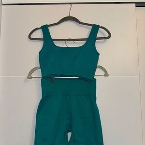 Teal Crop Top and High-Waisted workout Shorts Set
